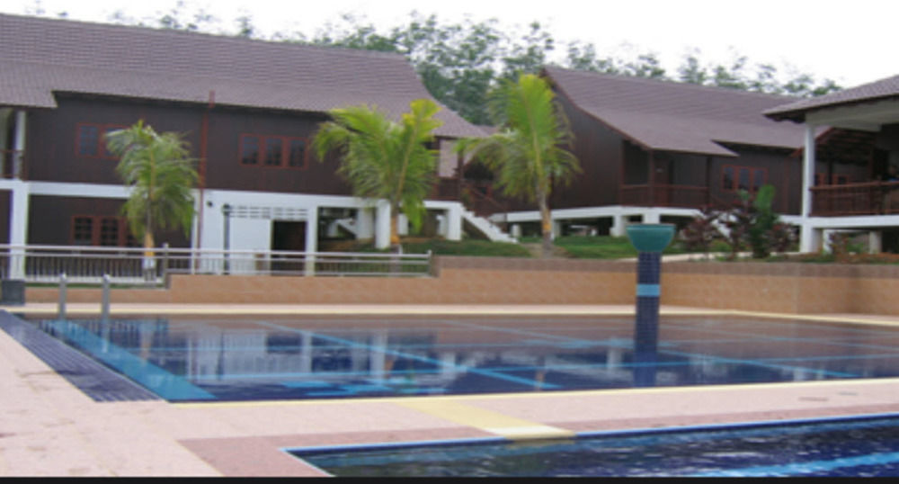 Xcape Resort Taman Negara Kuala Tahan Exterior photo